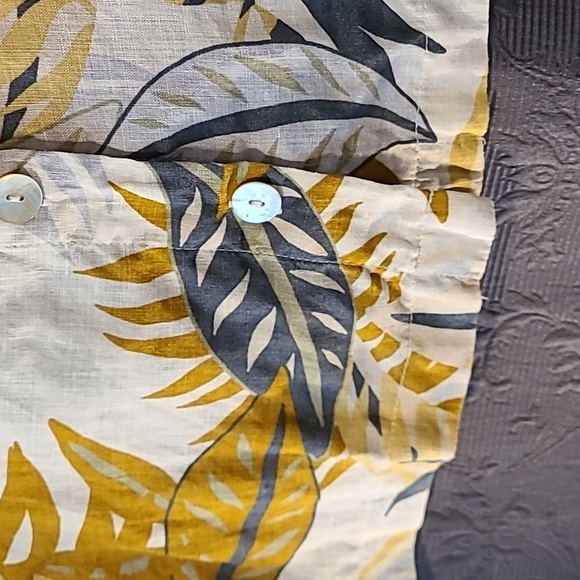 C&C California Tropical Print Linen Button Front Tank Top, L - Picture 4 of 6
